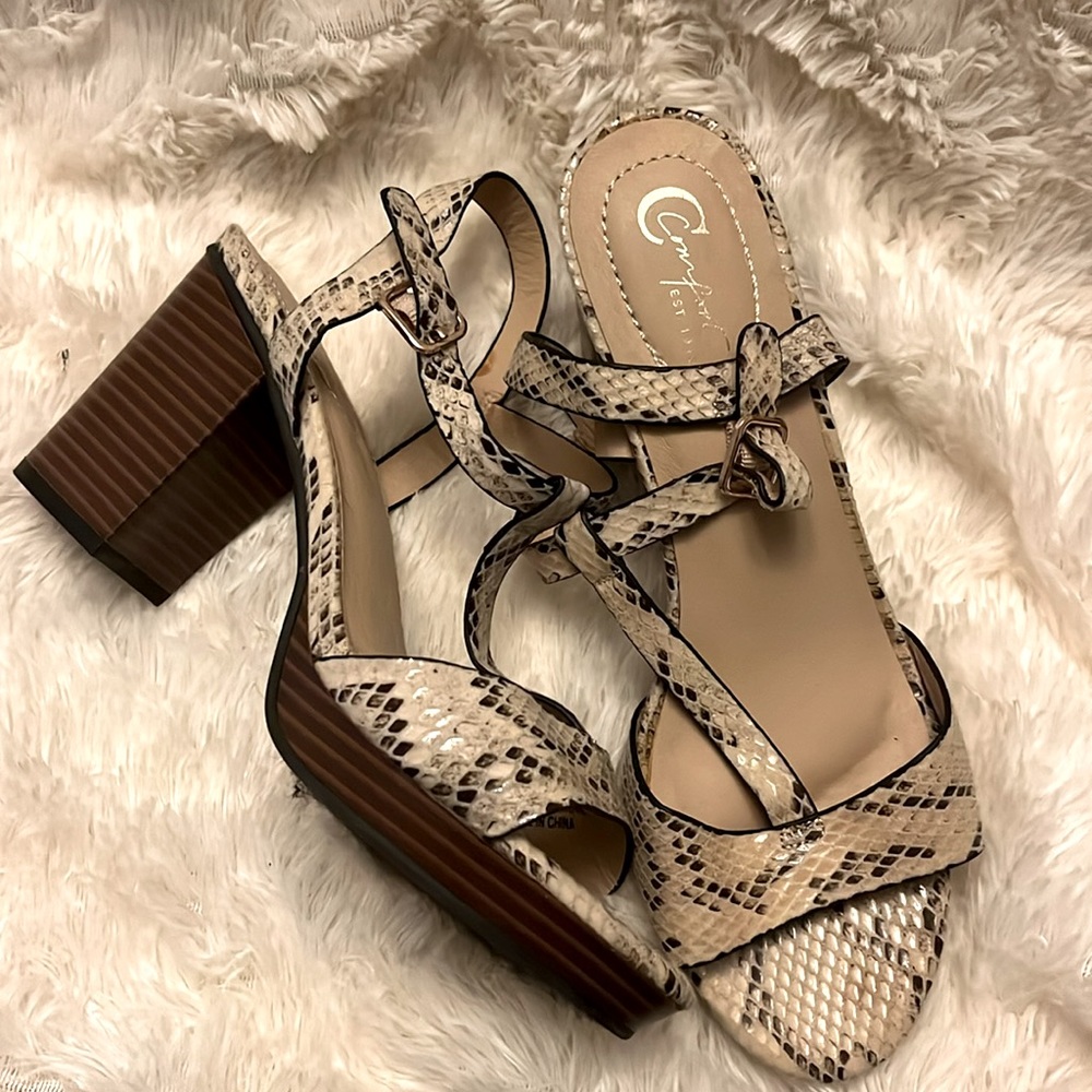 Cato High (3-3.9 in) Heel Height Sandals for Women